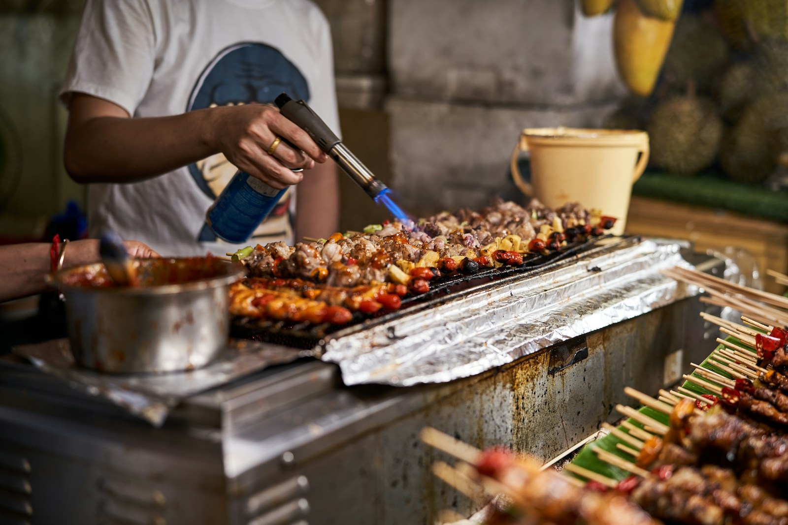 Exploring Street Food Culture: Discovering Hidden Culinary Gems in Local Markets